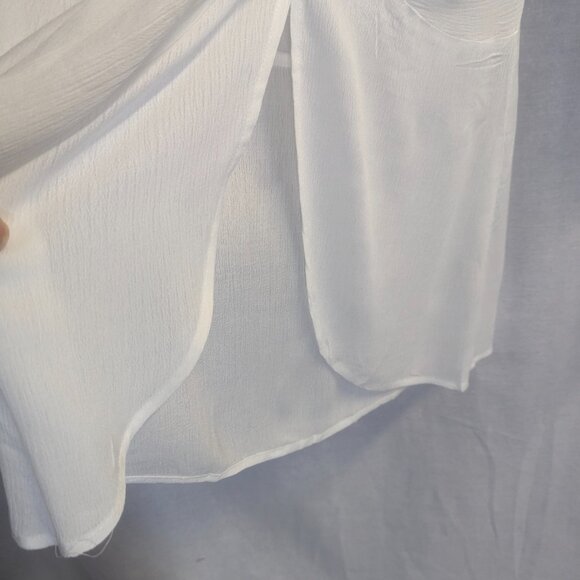 NWT Timing Size Small White Blouse - Picture 3 of 16